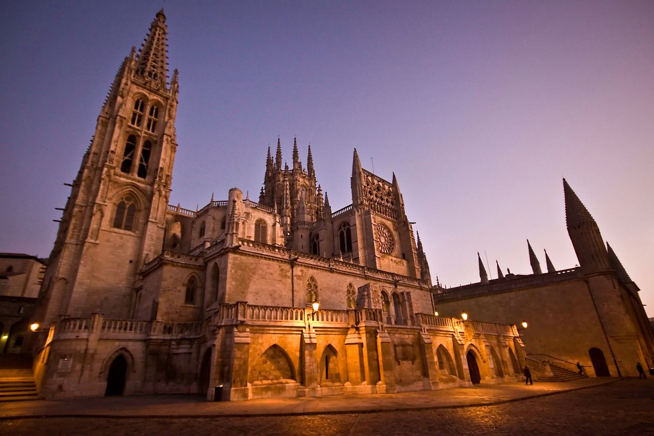 LA CATEDRAL EN EL CONTEXTO URBANO