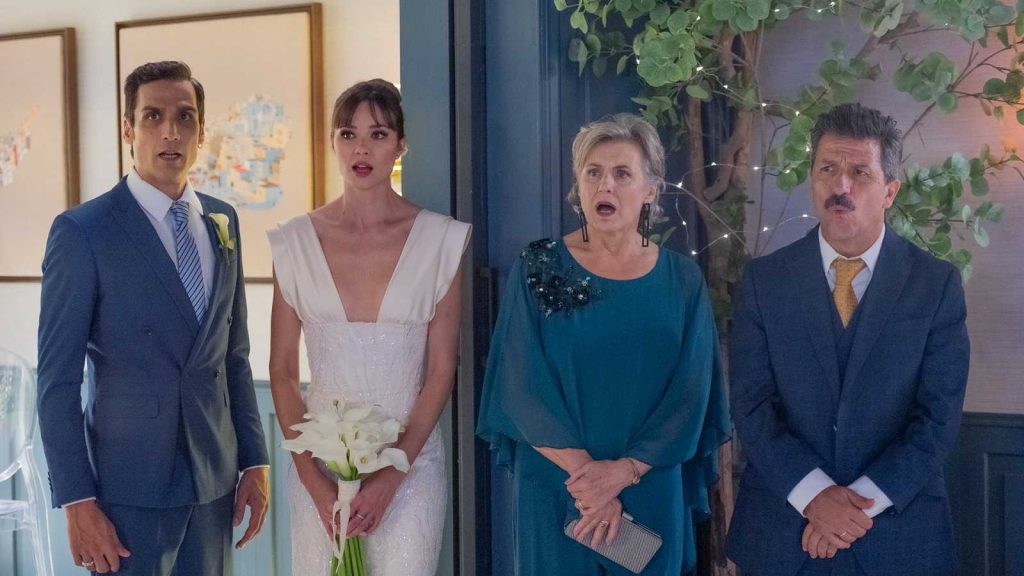 De amor y estrellas: Mi enamoramiento, un viaje hasta las trancas en los mejores momentos de '4 Estrellas' 2 Moncloa El escandalo 4 Estrellas amenaza con cancelar la boda entre Rita y Rafael ¡Tiene a todos los pelos de punta 8 Moncloa