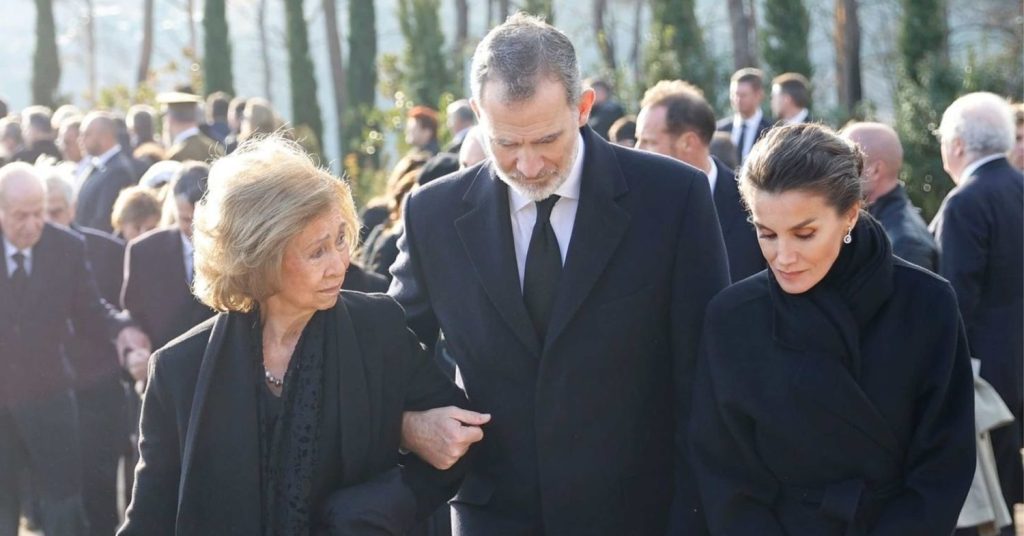 "Estaba descubriendo cosas": Fuertes declaraciones de la presentadora de TV3 que hacen temblar a la Casa Real 1 Moncloa Letizia y Sofía