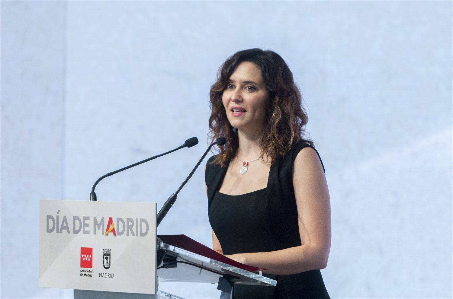 Isabel Díaz Ayuso, presidenta de la Comunidad de Madrid, pone de manifiesto las bonificaciones de la Renta 2023