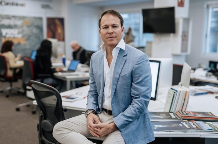 Manuel Domínguez Moreno pierde la marca 