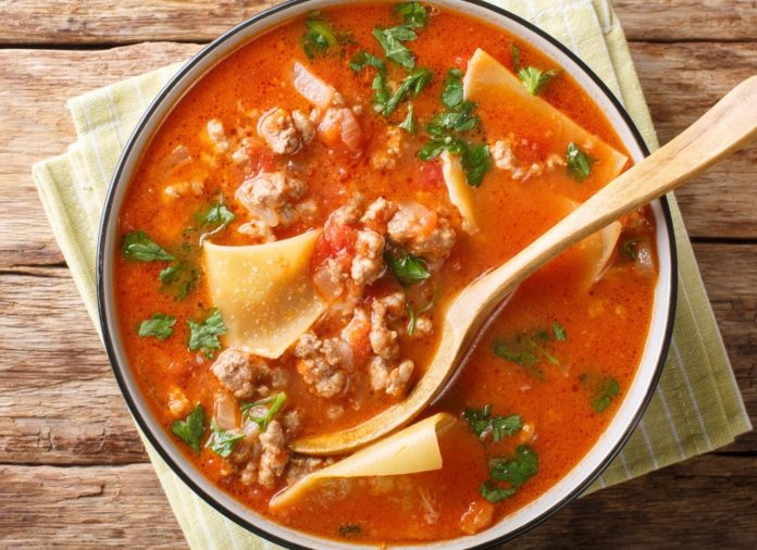 Sopa de lasaña, receta fácil y verdaderamente irresistible: Sorprende paladares