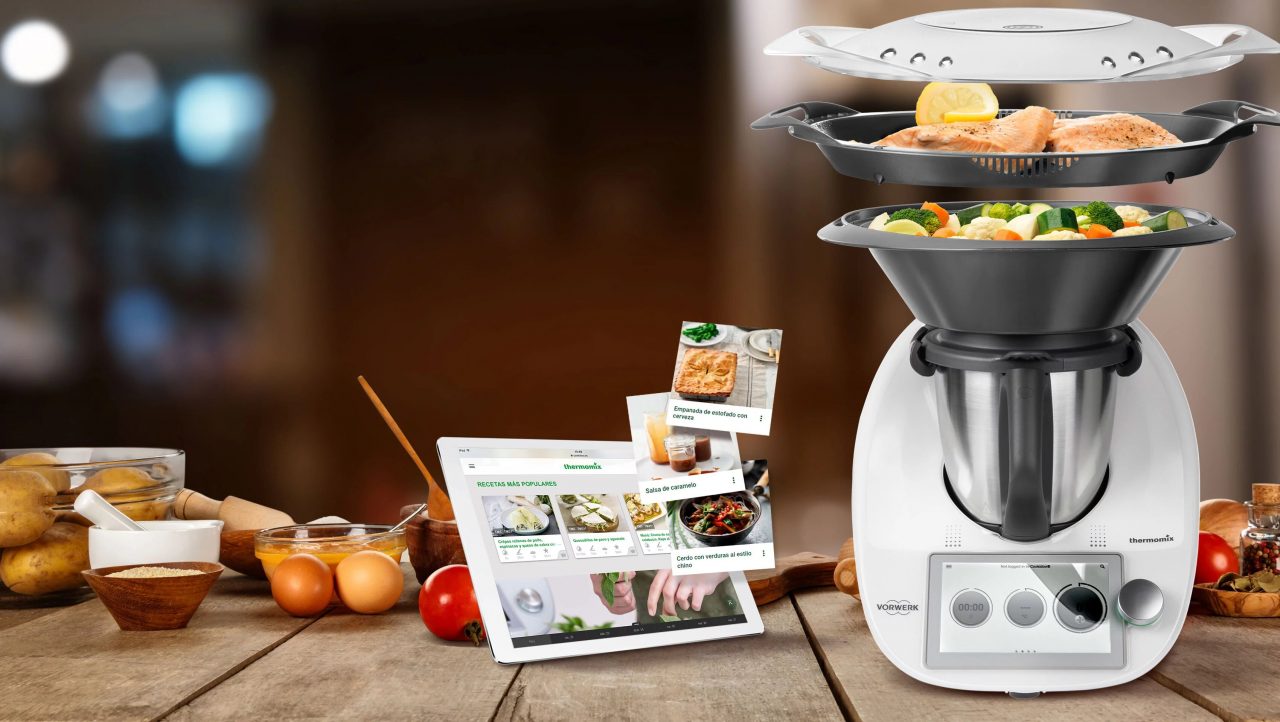Descubre qué consume menos entre Thermomix y vitrocerámica para tu factura de luz: ¡Así puedes ahorrar dinero! 2 Moncloa CONSEJOS PARA MAXIMIZAR EL AHORRO EN LA COCINA