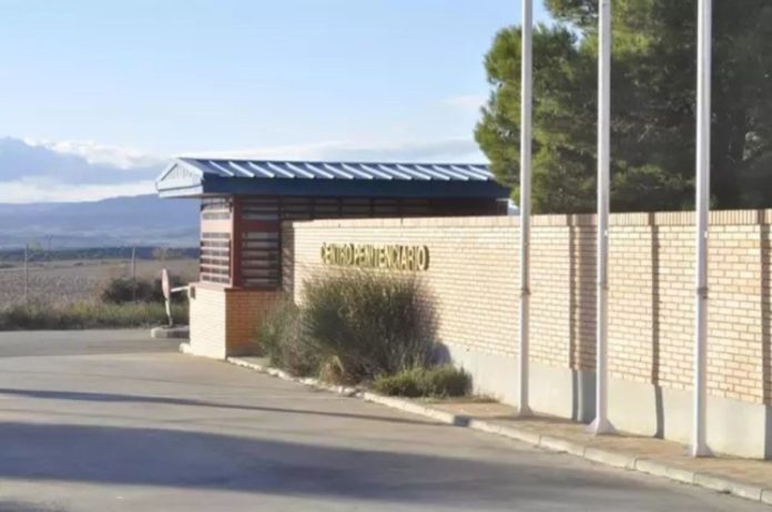 La cárcel de Zuera es una de las más conflictivas, donde más agresiones hay a funcionarios de prisiones.