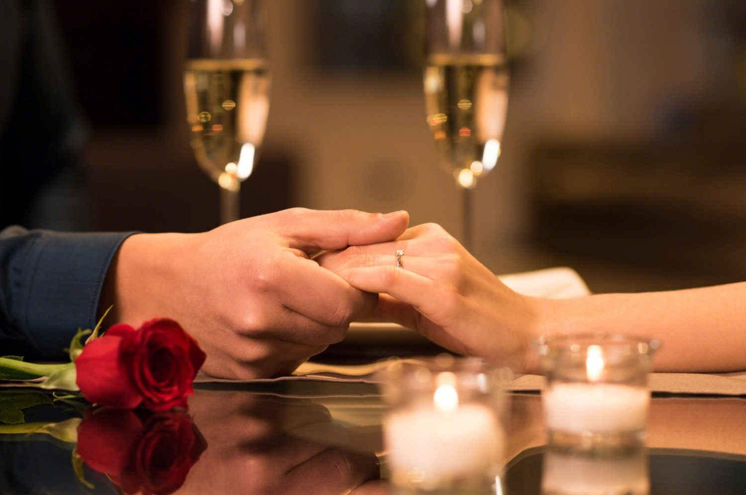 Sabores del amor: Descubre 5 recetas para una cena inolvidable en San Valentín 1 Moncloa ENTRANTES QUE ENCANTAN: EL PRIMER PASO HACIA UNA NOCHE MÁGICA