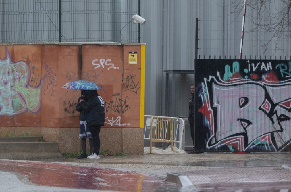 En el CAED de Alcalá hay inmigrantes de hasta 14 nacionalidades distintas que siguen teniendo enfrentamientos en el interior del centro.