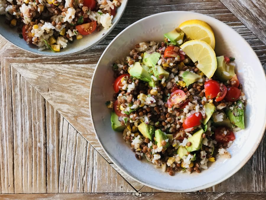 ensalada de lentejas arroz y aguacate Moncloa