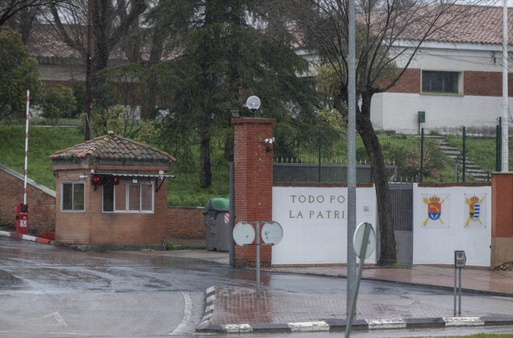 Centro de Emergencia, Acogida y Derivación en el Acuartelamiento 'Primo de Rivera', donde se alojan migrantes procedentes de Canarias.