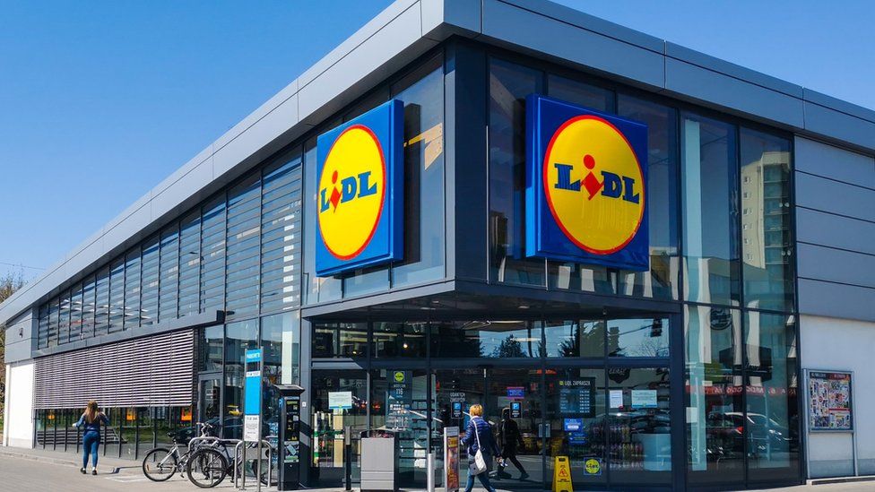 Las nuevas zapatillas de Lidl que llevan los influencers y querrán ponerse tus hijos 2 Moncloa lidl