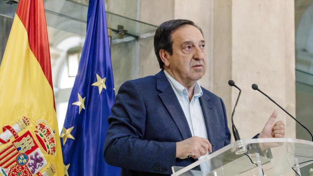 Los agricultores se levantan en Europa ante las restricciones de Bruselas 1 Moncloa es Pedro Sánchez quien tiene que defender a los agricultores españoles y dar una respuesta contundente»