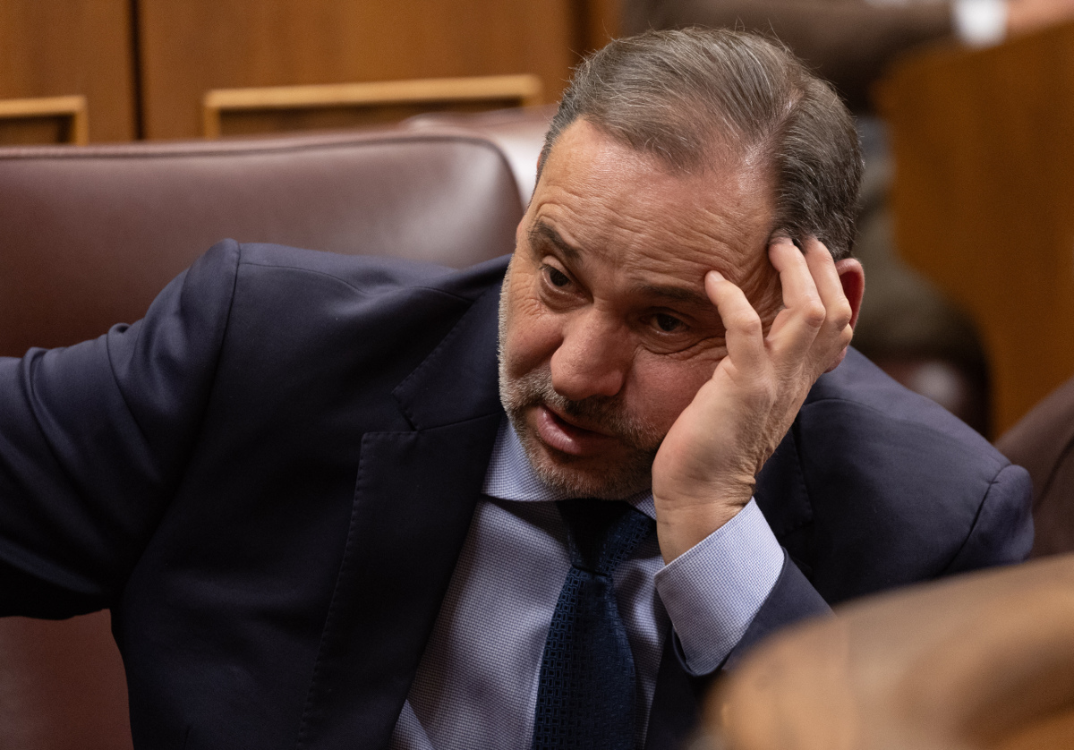 José Luis Ábalos se resiste a dejar el acta de diputado, como pide el PSOE