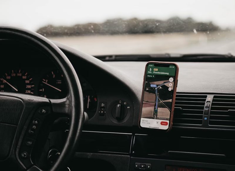 GOOGLE MAPS Y WAZE, DOS ALIADOS EN LA CARRETERA