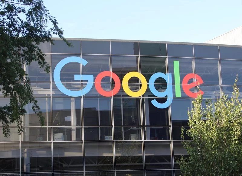 GOOGLE APUESTA POR LA FORMACIÓN