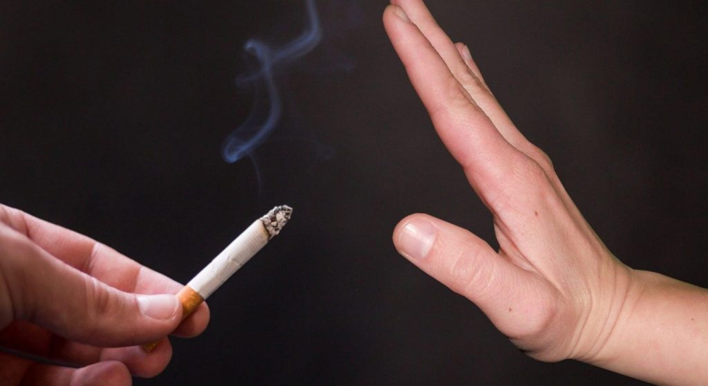 5 hábitos mortales para tus pulmones que no son solamente el fumar 1 Moncloa Estos son los hábitos que pueden dañar tus pulmones
