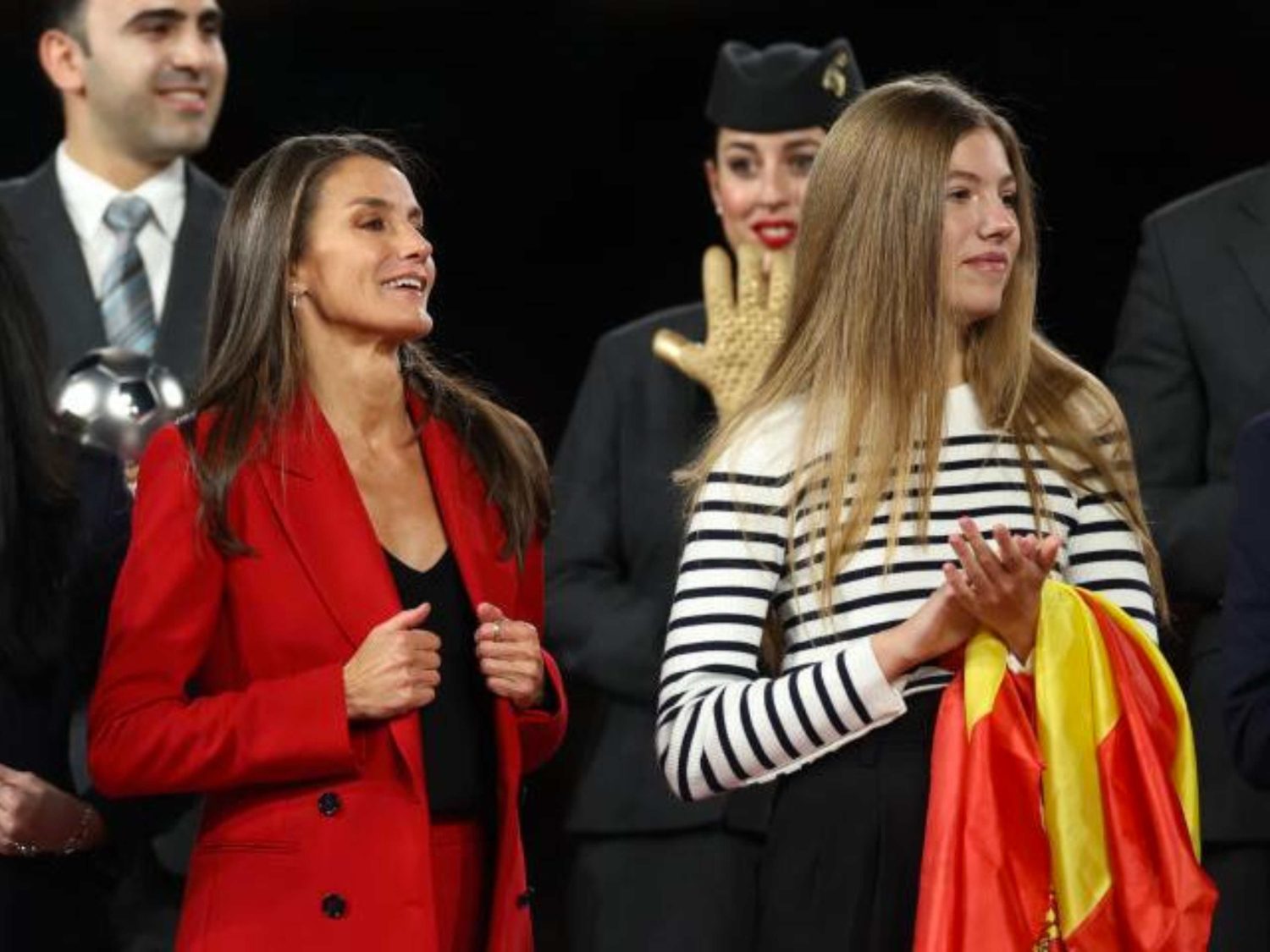 La infanta Sofía desafía la academia militar, diferenciándose de Leonor