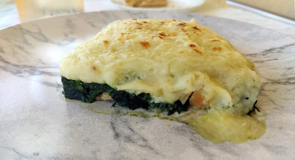 Timbal de patatas y espinacas irresistibles: ¡Deliciosa propuesta culinaria! 3 Moncloa Timbal espinacas pollo pure patatas ComiendoBien Moncloa