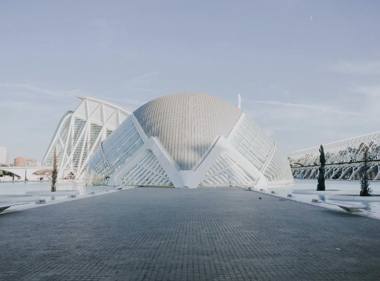 VALENCIA: ARQUITECTURA INNOVADORA