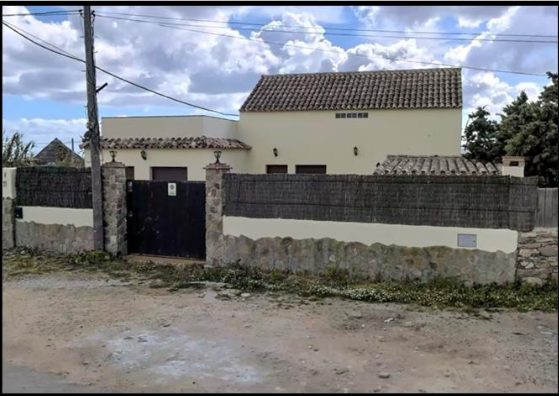 Fachada de Villa Burro, confundida con otro lugar. Una de las pruebas aportadas por la defensa de Oliva