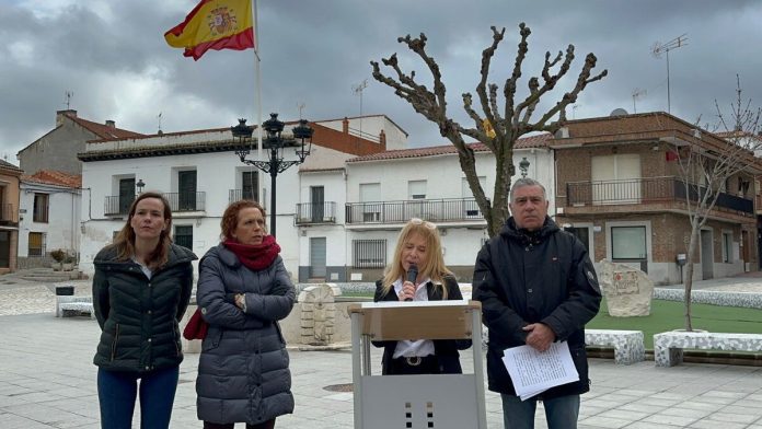Esmeralda Recio, la edil de Vox, que agravó la tensión entre Gobierno y oposición en Loeches.