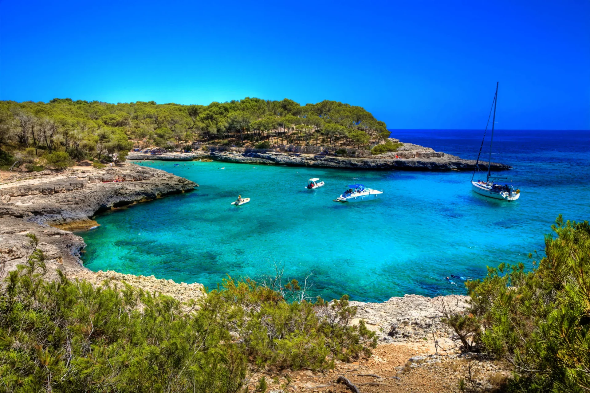¿Sabías que puedes viajar entre islas Baleares por menos de 20 € en barco este verano?
