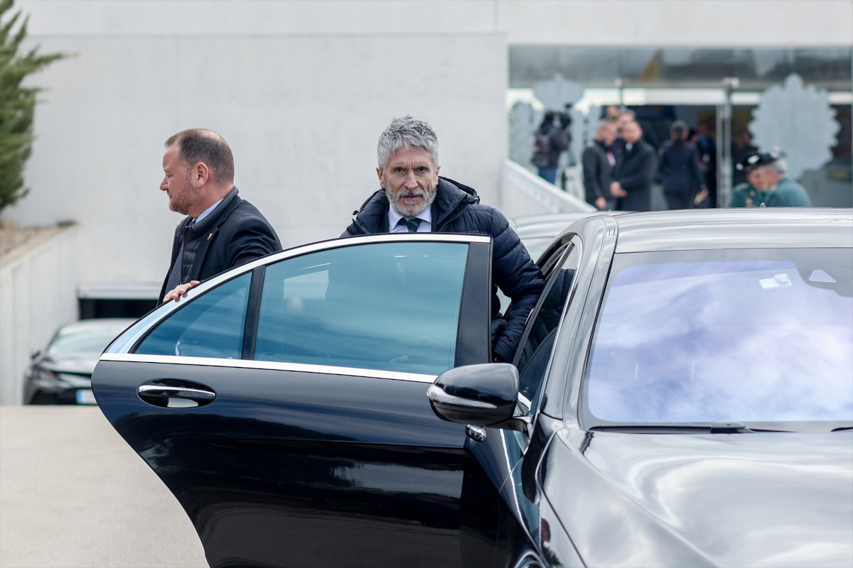 Las autoescuelas están indignadas con Fernando Grande-Marlaska por el colapso que hay en las Baleares para poderse examinar del permiso de conducción.