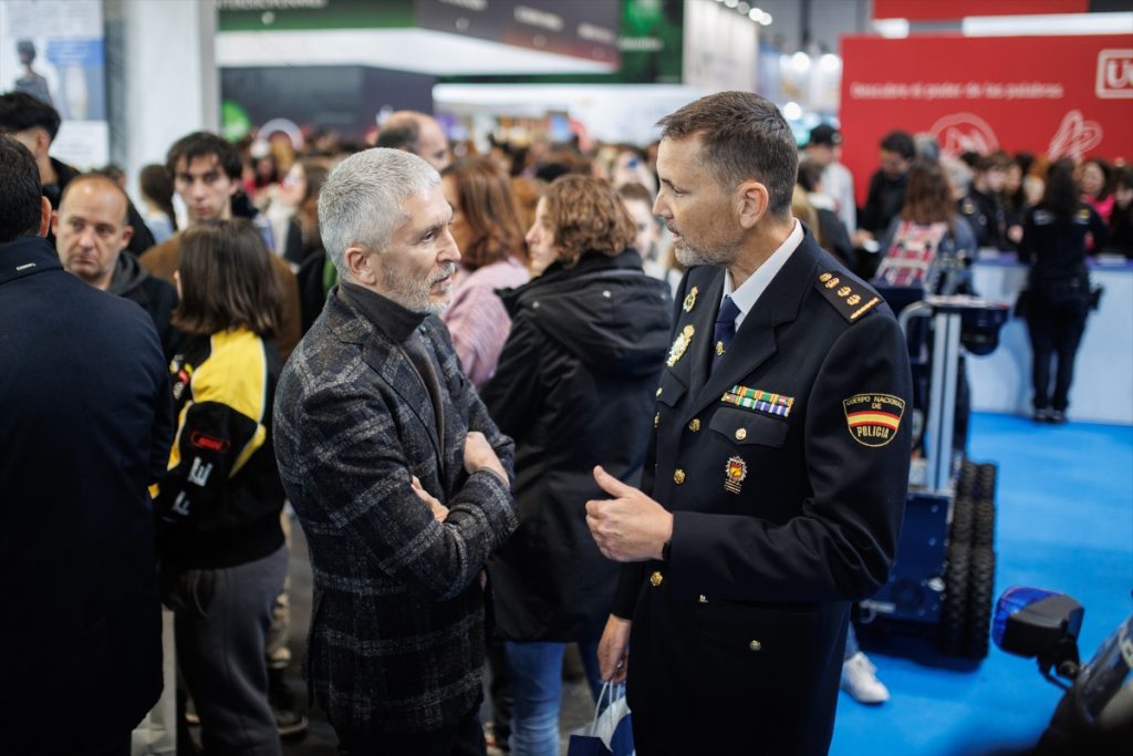 La Policía Nacional reclama a Fernando Grande-Marlaska y al director general de la Policía que atienda sus demandas, pues cada vez tienen más motivos para el conflicto colectivo.