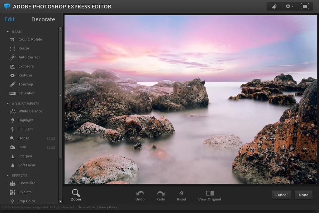 Así es la nueva función de Adobe Photoshop con IA para eliminar personas de las imágenes 2 Moncloa Qué es Adobe MAX y cómo fue el último evento en Londres