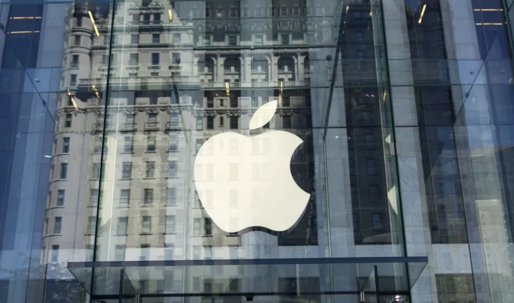 iOS 17.5: La función secreta con la que Apple busca destronar a Samsung 2 Moncloa Cuando estará disponible la versión final de iOS 17.5