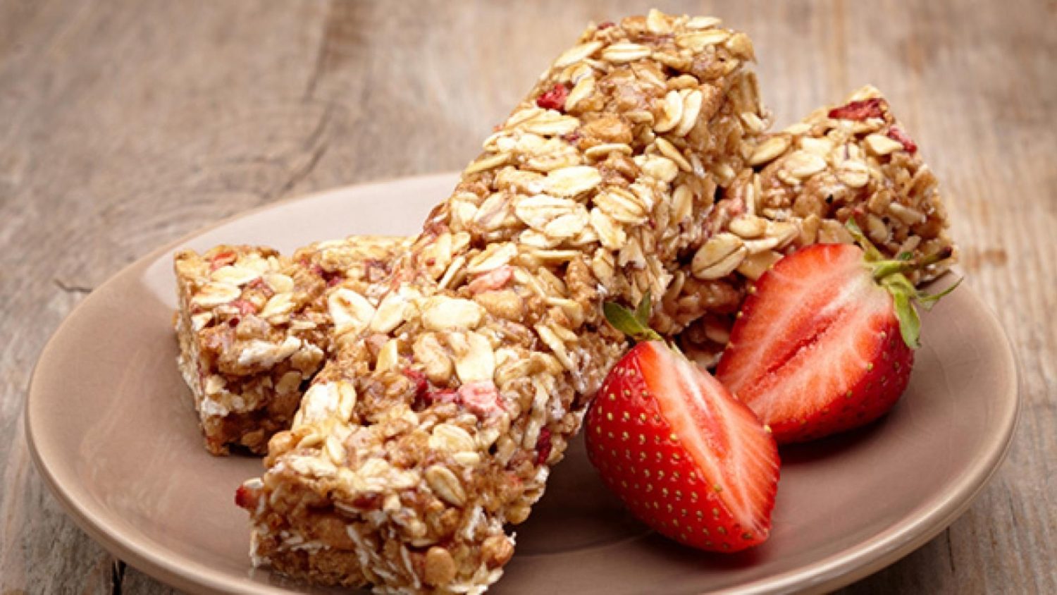 5 riesgos al consumir barritas energéticas caseras: claves nutricionales que debes conocer 1 Moncloa Aspectos que debes conocer de las barritas energéticas