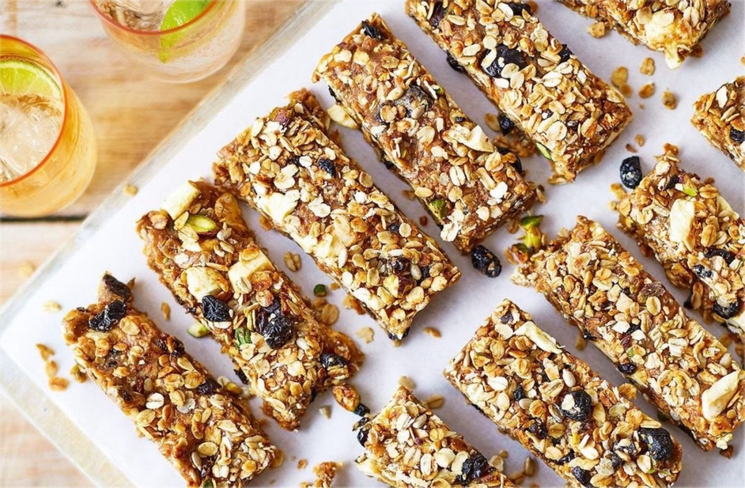 5 riesgos al consumir barritas energéticas caseras: claves nutricionales que debes conocer 2 Moncloa Uso prudente de las barritas energéticas