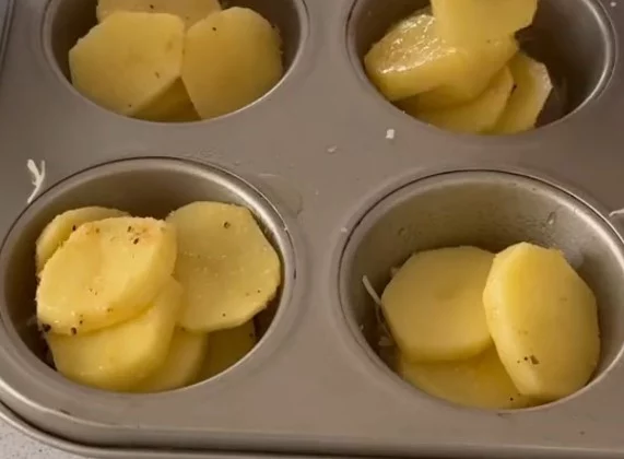 Cómo cocinar unas patatas con queso