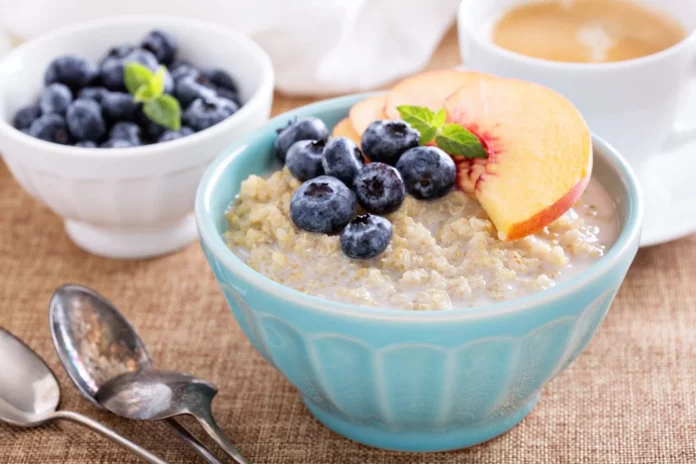 Cómo preparar un desayuno completo y saciante en minutos con solo 3 ingredientes