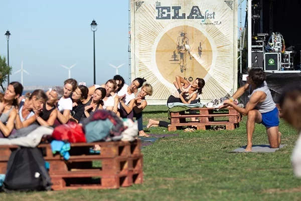 EuropaPress 5410361 sesion yoga dalecandela fest Moncloa