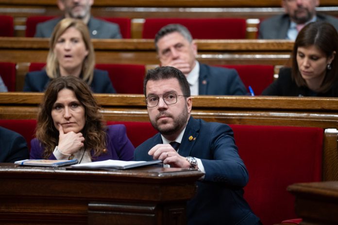 Vilagrà pide a Puigdemont no 