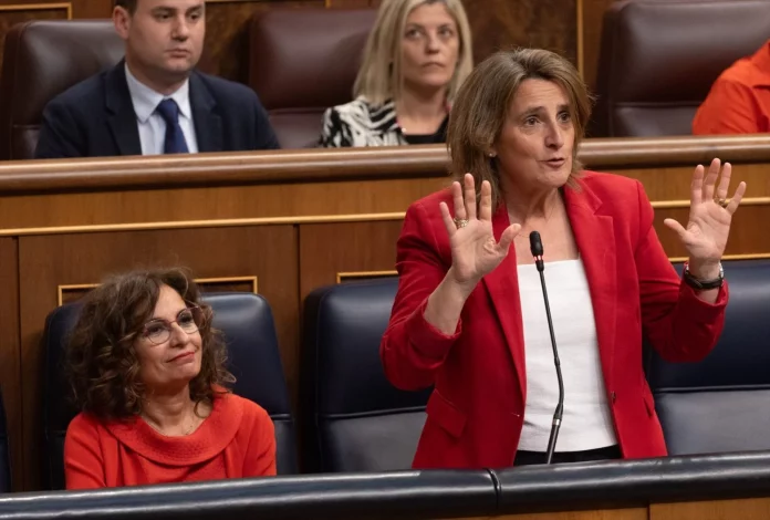 Teresa Ribera tumba el modelo de Ecoembes antes de irse a Bruselas