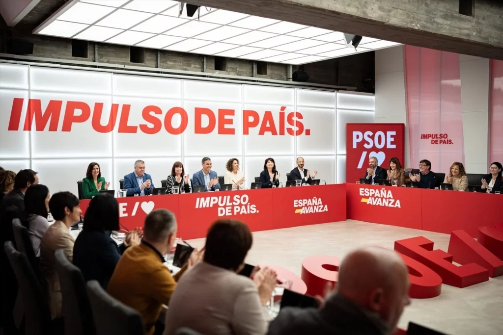 El PSOE de Lobato se desentiende de las movilizaciones en Ferraz | Foto: Europa Press