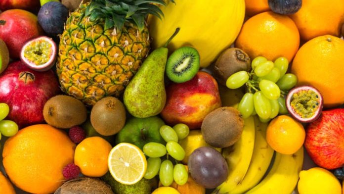 Frutas que roban el sueño: cuáles son las que tienes que evitar en la cena