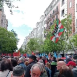Los socialistas arropan a Pedro Sánchez en Ferraz: «Felipe González está con los malos»