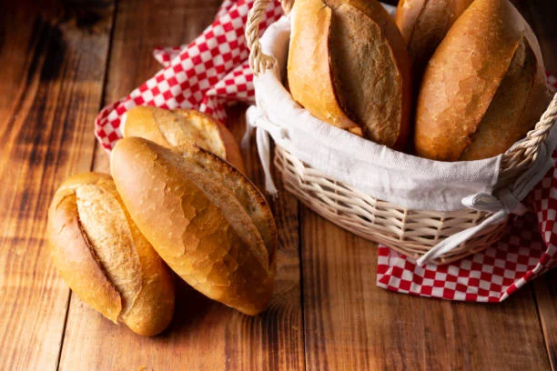Especialistas recomiendan tener desayunos libres de pan planco