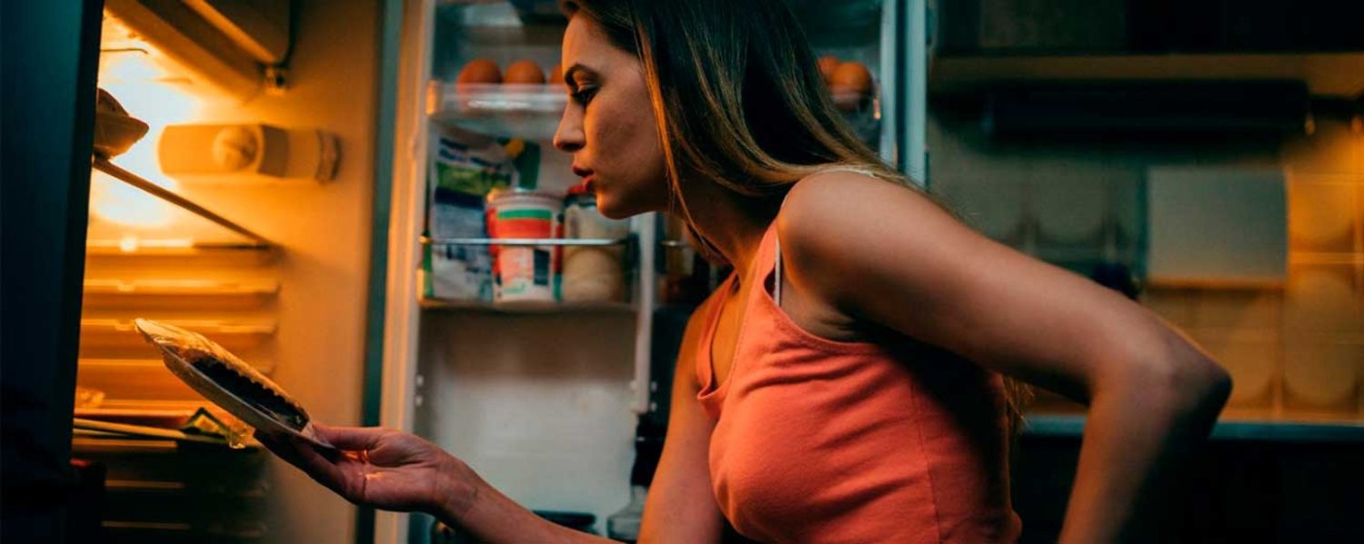 Picoteo nocturno: 5 comidas para disfrutar sin remordimientos 1 Moncloa Factores asociados al picoteo nocturno