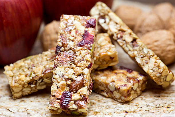 Barritas energéticas de nueces caseras: el snack ideal lleno de omega-3 para mantener tu energía al máximo