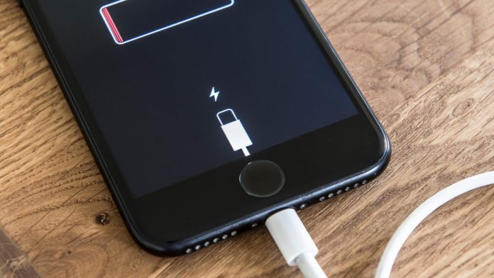 Este es el porcentaje ideal de la batería de tu celular y por qué no debe estar totalmente cargada