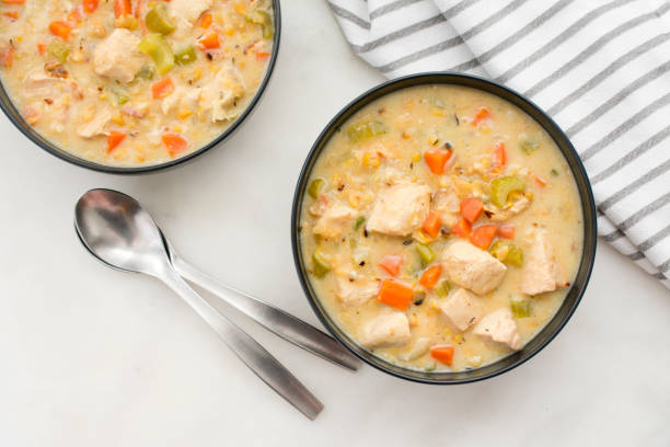 El irresistible chowder de pollo y maíz que está causando furor en Tiktok