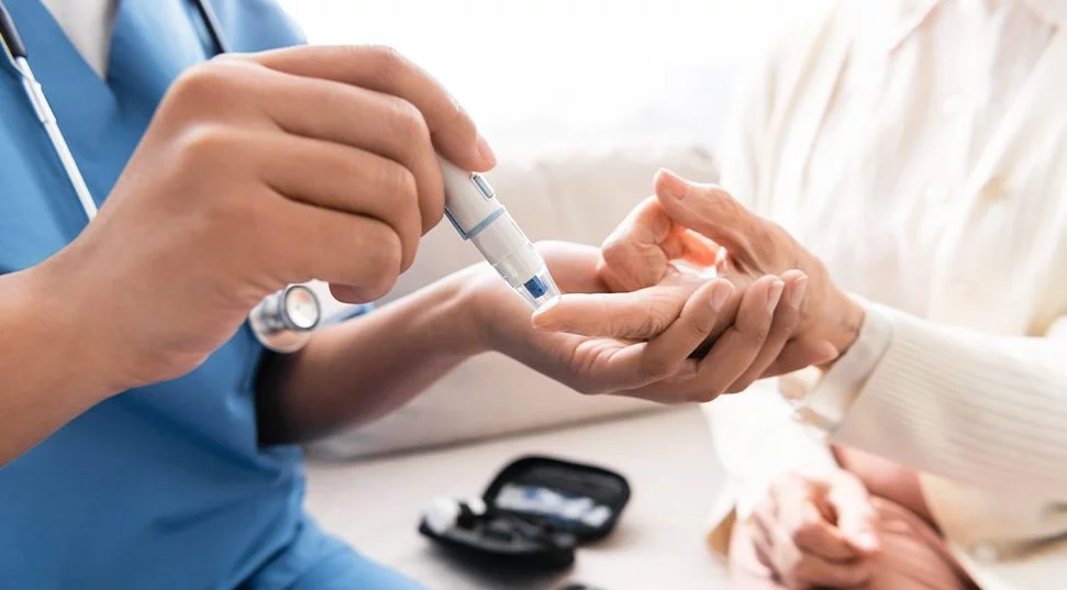 El fruto seco que regula el azúcar y combate la diabetes y solo tienes que comer 3 por día