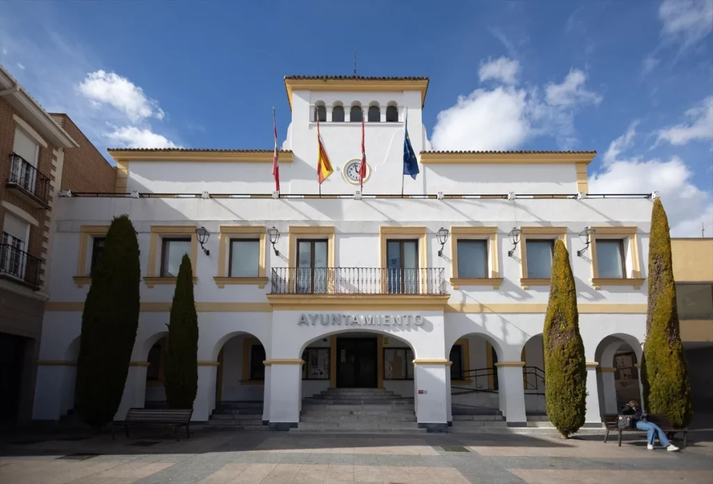 El PP de Sanse, «poco transparente», niega recortes en Igualdad 1 Moncloa Más Madrid pide que el Portal de Transparencia de Sanse, al que puede acceder cualquier ciudadano, incluya las agendas del equipo de Gobierno.