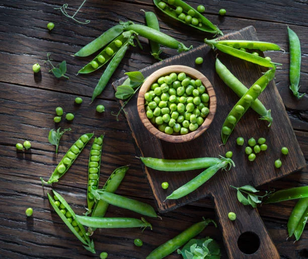 5 beneficios nutricionales de los guisantes y cómo prepararlos en 15 minutos