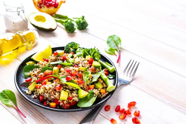 Viandas saludables: ensalada de quinoa y vegetales