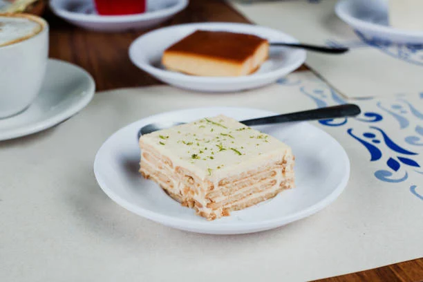 El postre que rivaliza con el Lemon Pie y lo puedes hacer con 4 ingredientes 1 Moncloa El postre que desafía al clásico Lemon Pie