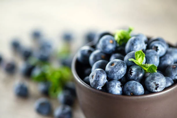 Arándanos azules, la fruta con más vitamina K