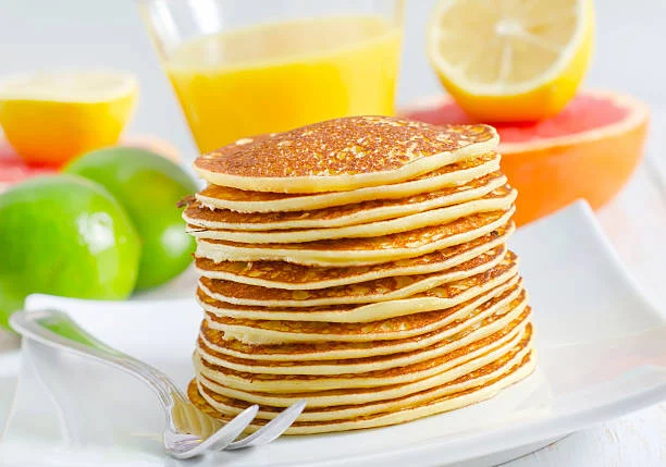 Prepara estos pancakes de limón